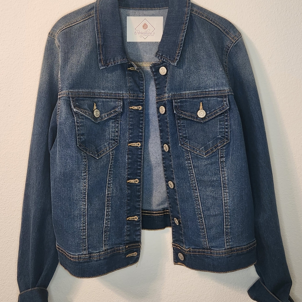 Women's Upcycled Lotus Jean Jacket, 1X - Picture 3 of 7